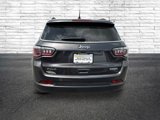 Used 2017 Jeep Compass Latitude w/ Popular Equipment Group image 4