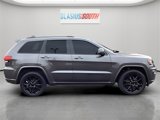 Used 2018 Jeep Grand Cherokee Altitude image 2