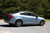 Used 2017 Volvo S60 T5 Inscription Platinum image 3