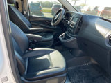 Used 2016 Mercedes-Benz Metris Passenger image 5