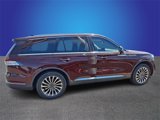 Used 2022 Lincoln Aviator Reserve w/ Equipment Group 201A image 4