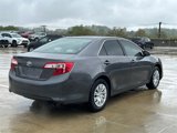 Used 2014 Toyota Camry L image 5