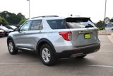 Used 2022 Ford Explorer XLT w/ Equipment Group 202A image 3