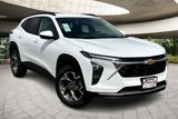New 2025 Chevrolet Trax LT w/ LT Convenience Package image 2