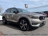 Used 2022 Volvo XC40 T5 R-Design w/ Advanced Package image 4