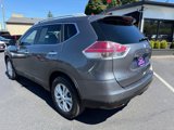 Used 2014 Nissan Rogue SV image 4