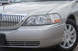 Used 2009 Lincoln Town Car Signature Limited image 2