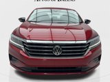 Used 2022 Volkswagen Passat 2.0T image 5