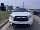 Used 2015 Toyota Highlander Limited Platinum image 2