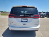 Used 2024 Chrysler Pacifica Limited image 4
