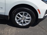 Used 2023 Chevrolet Equinox LT w/ Driver Convenience Package image 4