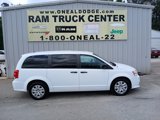 Used 2019 Dodge Grand Caravan SE w/ UConnect Hands-Free Group image 2