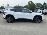 Certified 2024 Chevrolet Trax RS w/ Sunroof Package image 2