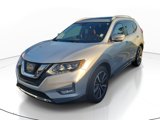 Used 2017 Nissan Rogue SL image 3