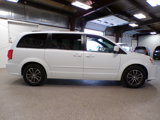 Used 2017 Dodge Grand Caravan SXT image 6