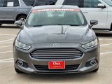 Used 2015 Ford Fusion SE w/ Equipment Group 202A image 2