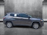 Used 2018 Jeep Compass Sport image 4