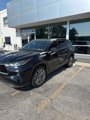 Used 2021 Toyota Highlander Platinum image 2