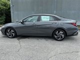 Certified 2024 Hyundai Elantra Limited image 2