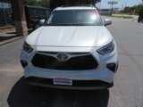 Used 2022 Toyota Highlander Platinum image 2