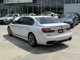 Used 2018 BMW 750i image 4