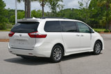 Used 2019 Toyota Sienna XLE Premium image 3