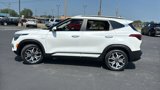 Used 2023 Kia Seltos SX w/ SX Sunroof Package image 4