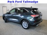 Used 2022 Ford Escape SE image 2