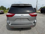 Used 2017 Toyota Sienna XLE Premium image 6