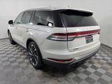 Used 2020 Lincoln Aviator Reserve w/ Equipment Group 202A image 5