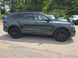 Used 2023 Kia Sorento S image 3