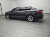 Used 2020 Ford Fusion SE image 3