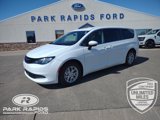 Used 2022 Chrysler Voyager LX image 1