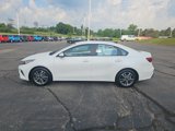 Used 2022 Kia Forte LXS image 6
