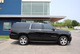 Used 2020 Chevrolet Suburban LT image 2
