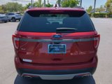 Used 2017 Ford Explorer XLT w/ Equipment Group 202A image 5
