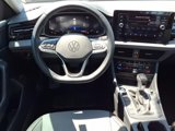 Used 2025 Volkswagen Jetta SE image 4