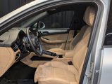 Used 2024 Porsche Macan image 6