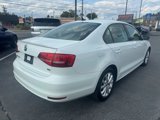 Used 2015 Volkswagen Jetta SE image 3