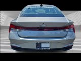Used 2022 Hyundai Elantra SEL image 5