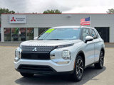 Used 2022 Mitsubishi Outlander ES image 2