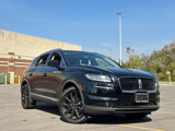 Used 2023 Lincoln Nautilus Reserve w/ Equipment Group 201A image 2