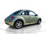 Used 2010 Volkswagen Beetle Coupe image 4
