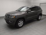 Used 2017 Jeep Grand Cherokee Laredo w/ Quick Order Package 23E image 2
