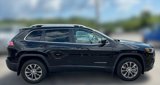 Certified 2020 Jeep Cherokee Latitude Lux w/ Comfort/Convenience Group image 2