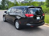 Used 2022 Chrysler Voyager LX image 5