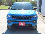 New 2025 Jeep Compass Latitude image 2