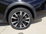 Used 2020 Volvo V60 T5 Cross Country image 4