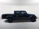 Used 2022 Jeep Gladiator Willys image 2