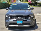 Used 2022 Kia Sorento LX image 3
